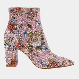 New with box Betsey Johnson Cady Floral Rhinestone Bootie Sz 9.5